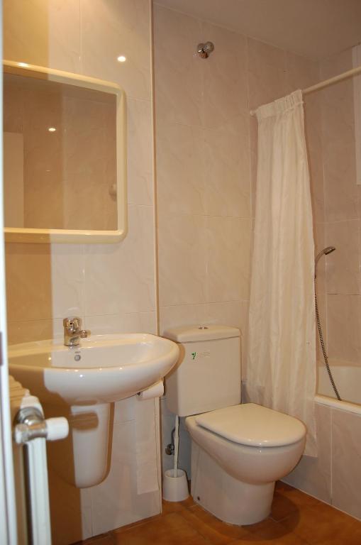 Hostal Paris Jaca Exteriér fotografie